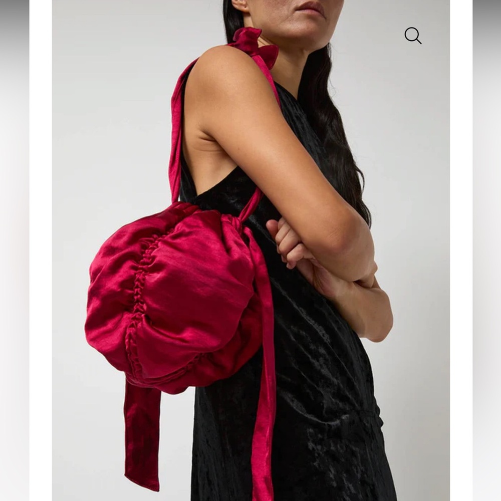 ANGGAE- Satin Mini Ball Bag in Pink